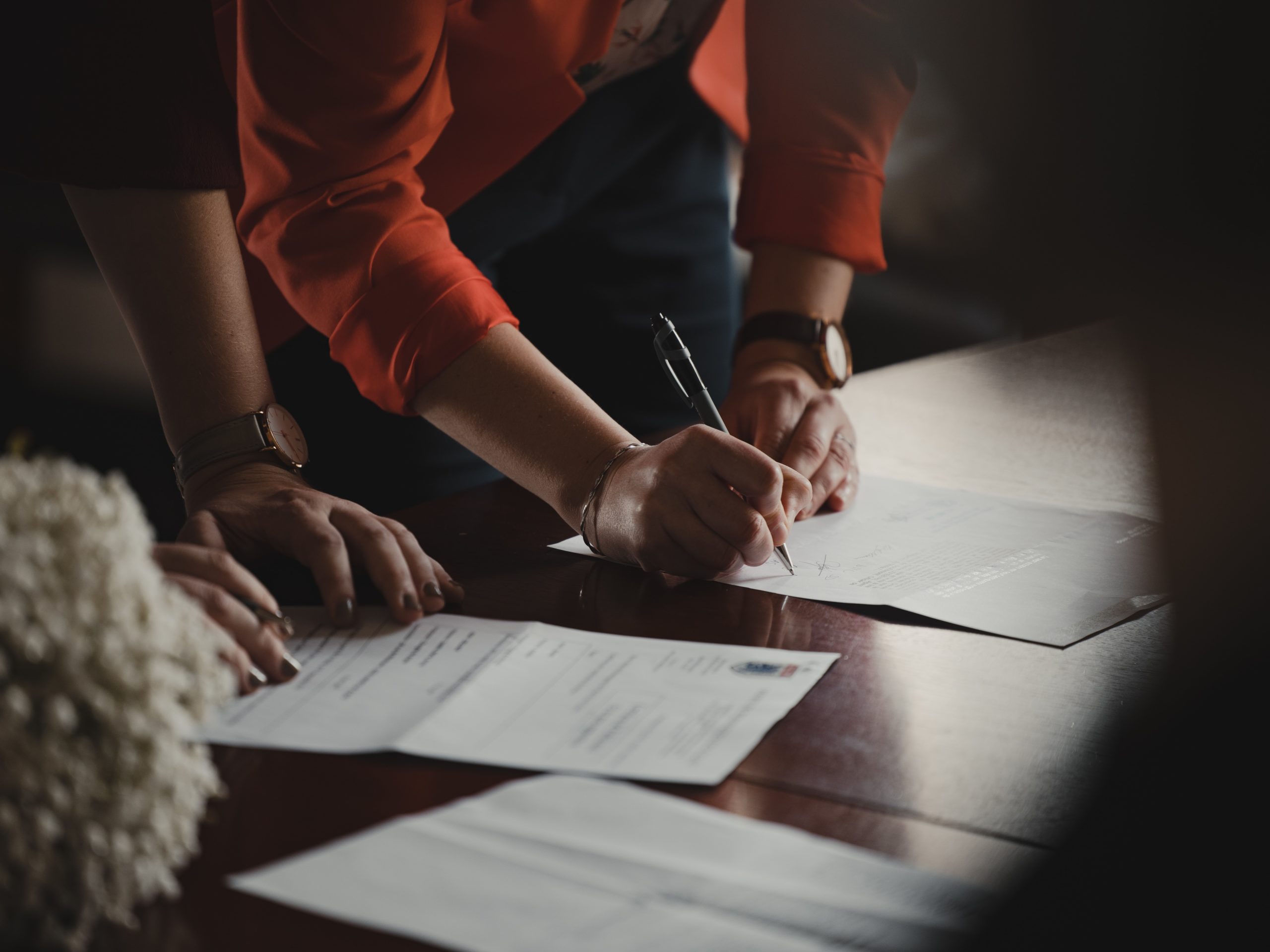 Before You Sign That Contract: 5 Hotel Contract Tips For Novice Planners